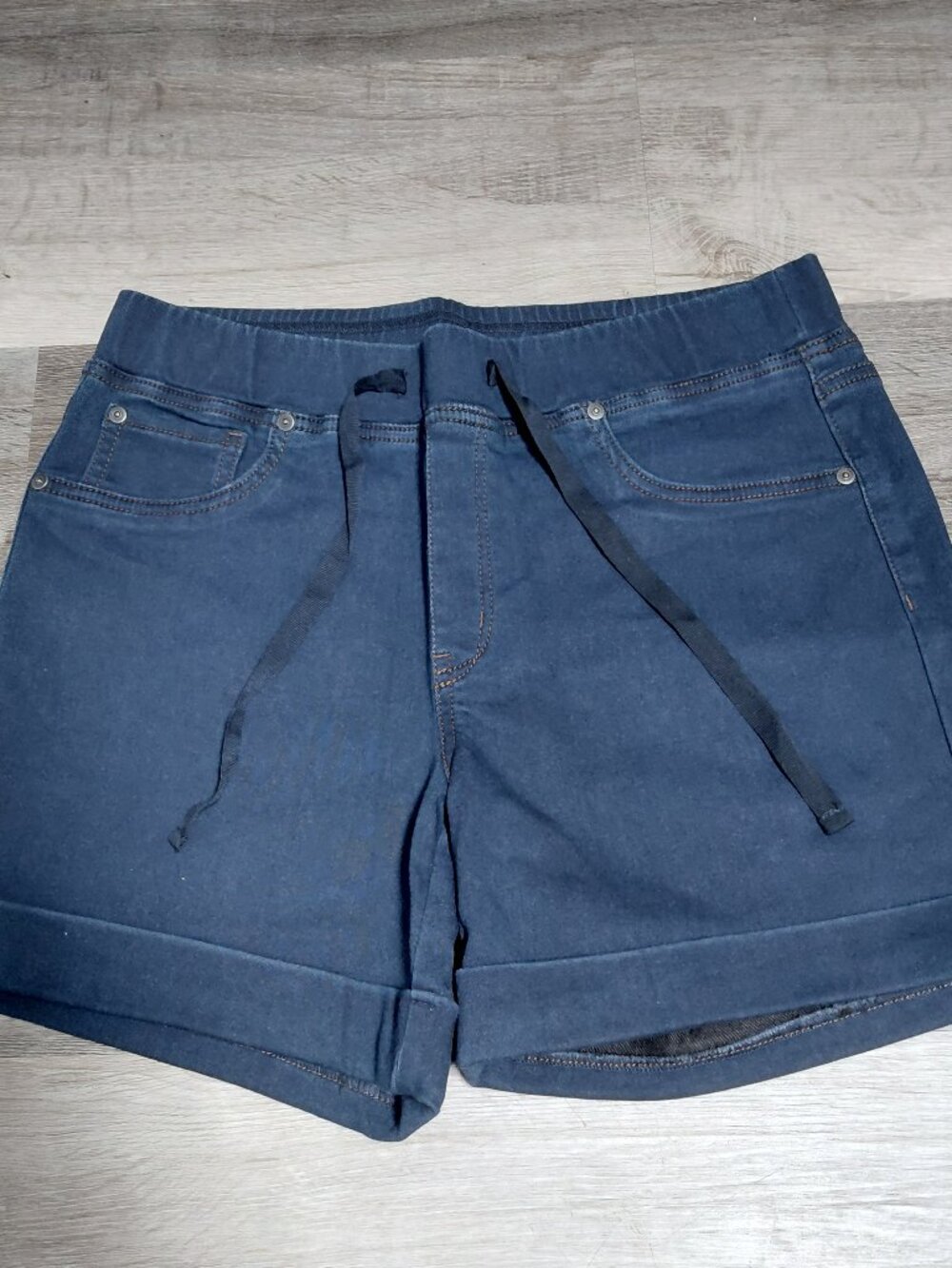 Women Drawstring Dark Denim Cuffed Casual Summer Shorts